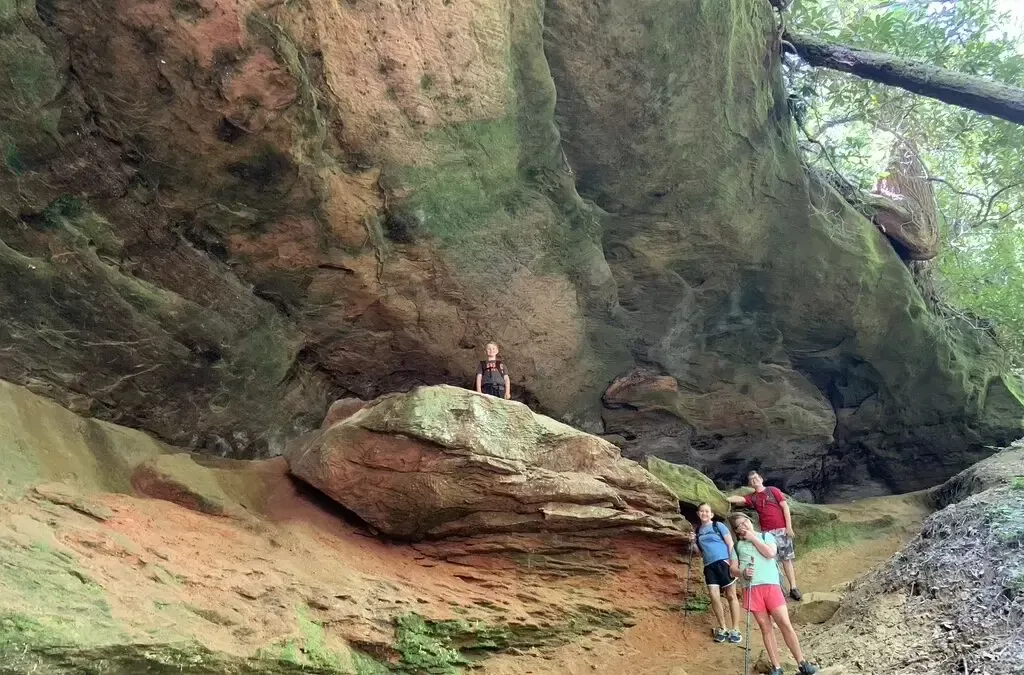 Why Everyone Should Take at Least One Vacation at the Red River Gorge in Kentucky